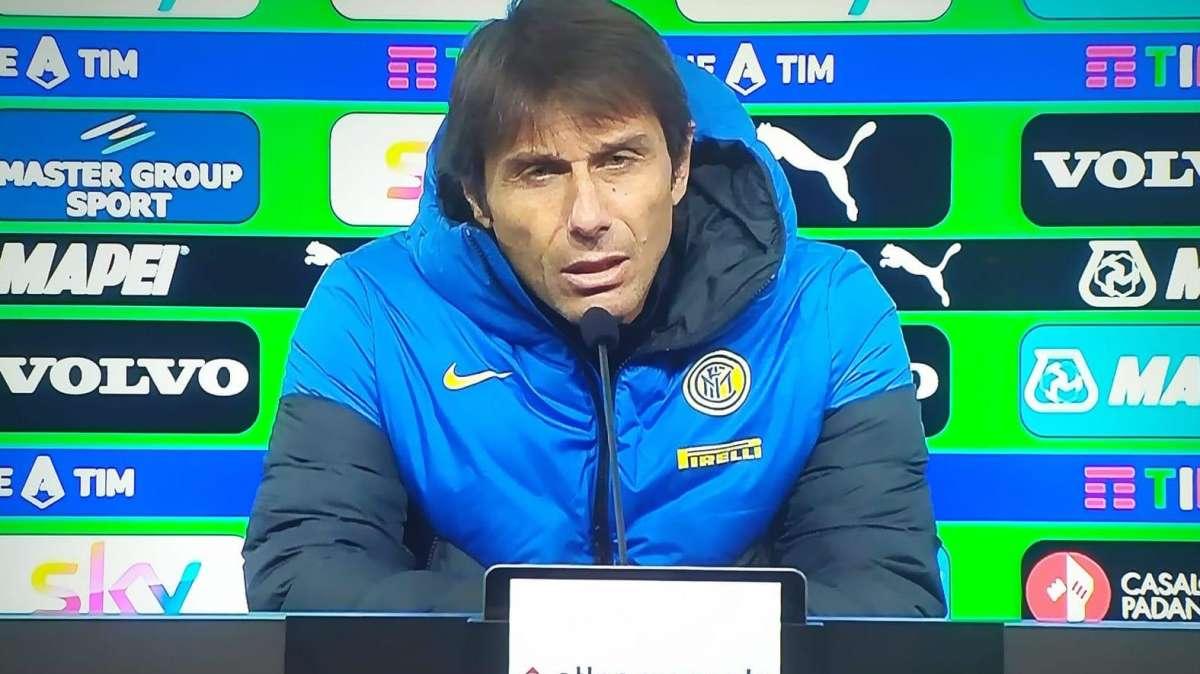 Conte in conferenza: "Striscione della CN? Diamo sempre il 110%. Champions, speriamo di essere fortunati con arbitri e Var"