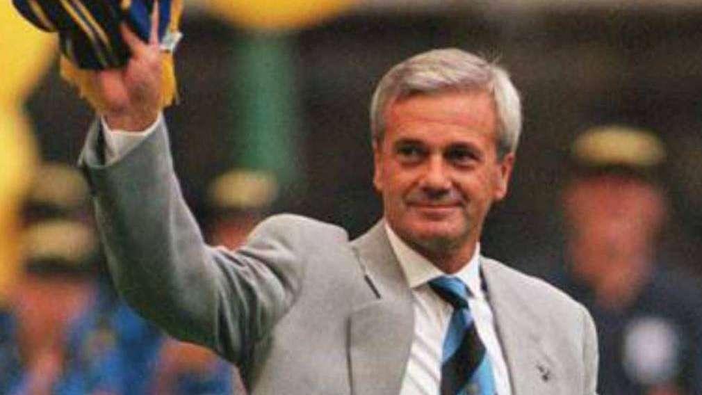 Simoni addio, Bergomi: "Meritava lo scudetto 97/98, ma che soddisfazione la Coppa Uefa". Poi svela il retroscena sull'esonero