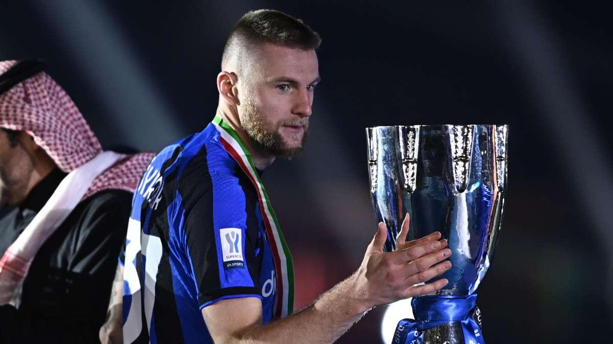 L'Equipe - Skriniar a Milano fino a giugno: l'Inter non lo svende e chiude la porta. Andrà al PSG in estate