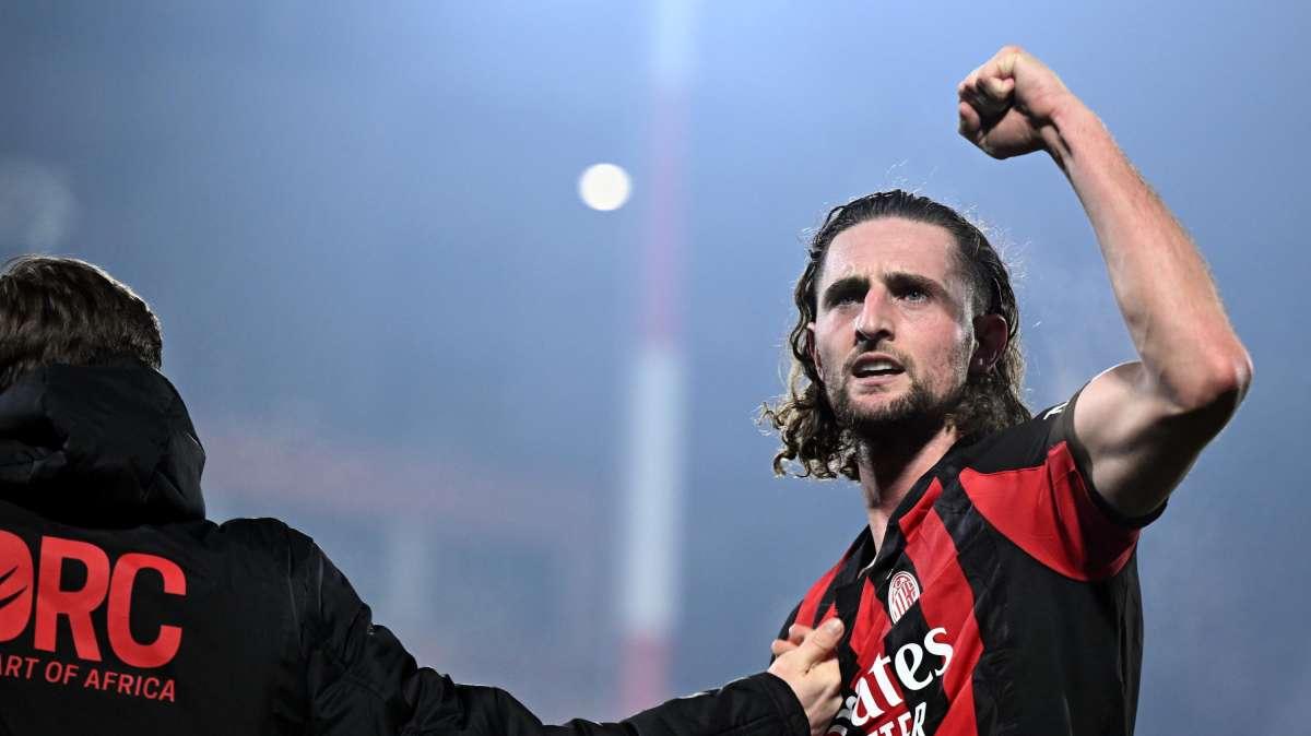 Milan, Rabiot esalta lo spirito di gruppo: "Bisogna difendere in undici, anche Leao ci ha dato una grande mano"