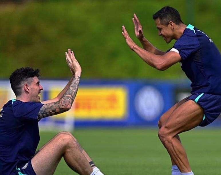Sanchez su Instagram: "Continua a migliorare sempre qualunque siano le circostanze" 