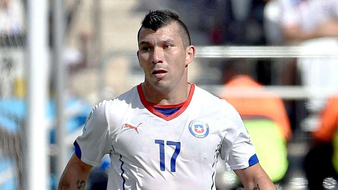 Medel, l'Inter accelera: contatti in settimana con il Cardiff. E su Pereyra...