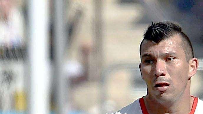 Gary Medel operato d'urgenza: per la Bolivia...