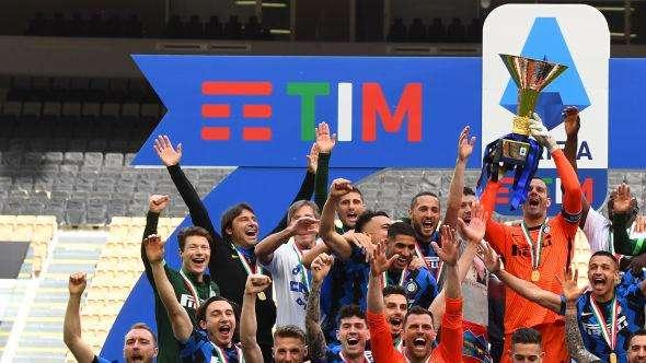 Il Sole 24 Ore - Mossa di Sky: mezzo miliardo a Dazn per avere tutta la Serie A