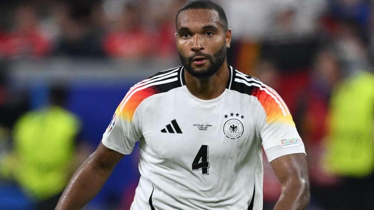 Bayer Leverkusen, il d.s. Rolfes assicura: "Non vogliamo vendere Tah a gennaio. Rinnovo? La porta non è chiusa"