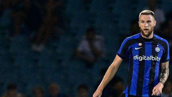 L'Équipe - Skriniar, il PSG non alzerà l'offerta. Slovacco obiettivo prioritario, ma Campos ha un piano B 