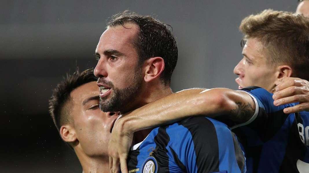 CdS - Godin-Cagliari, a giorni l'ufficialità grazie alla buonuscita dell'Inter. In arrivo Darmian