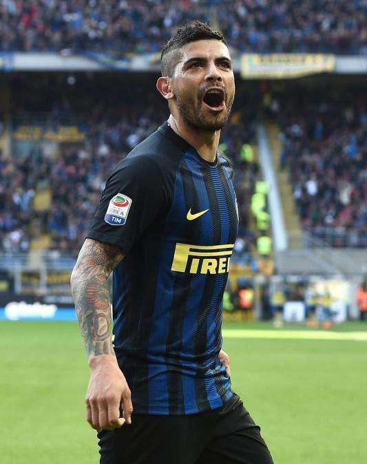 TS - Banega e Brozovic nel 4-4-1-1: la probabile