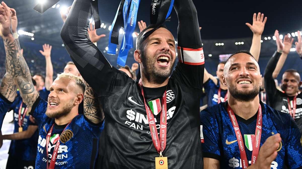 FourFourTwo - I migliori 10 portieri del mondo in questo momento: Handanovic al 9° posto 