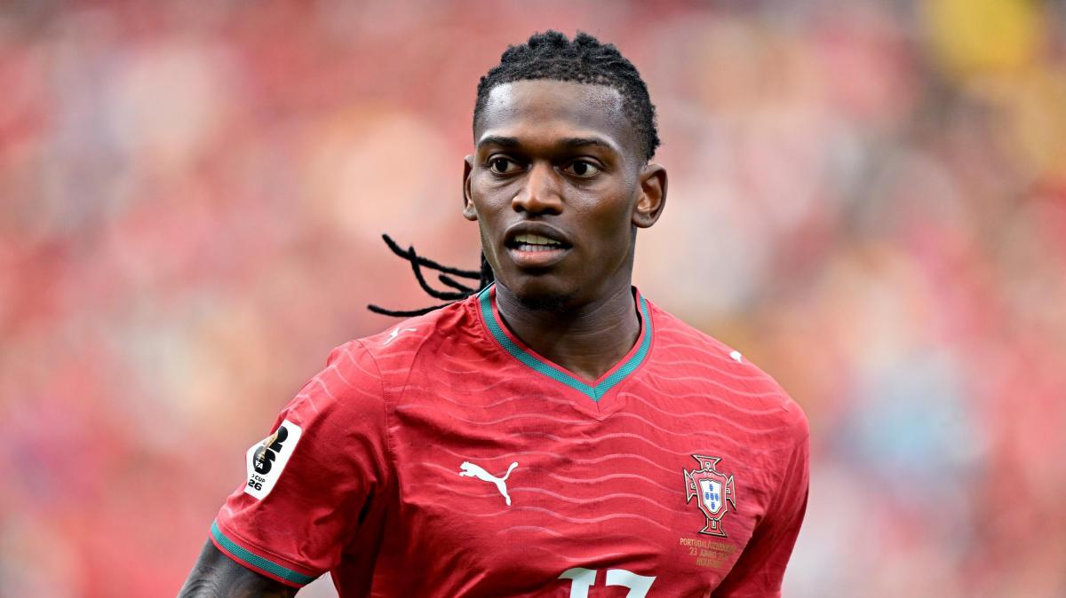 Amorim boccia Leao che ora è sul mercato: la cifra che chiede il Milan