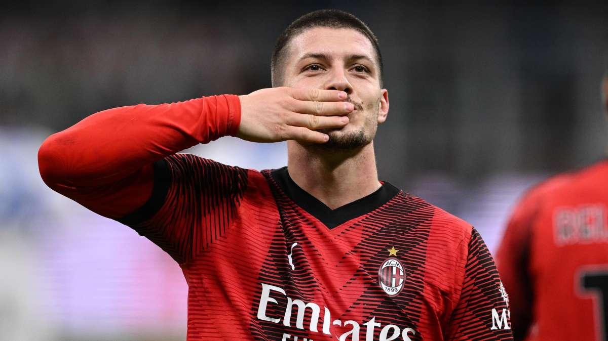 SERIE A, Milan batte Frosinone 3-1: segna anche Jovic