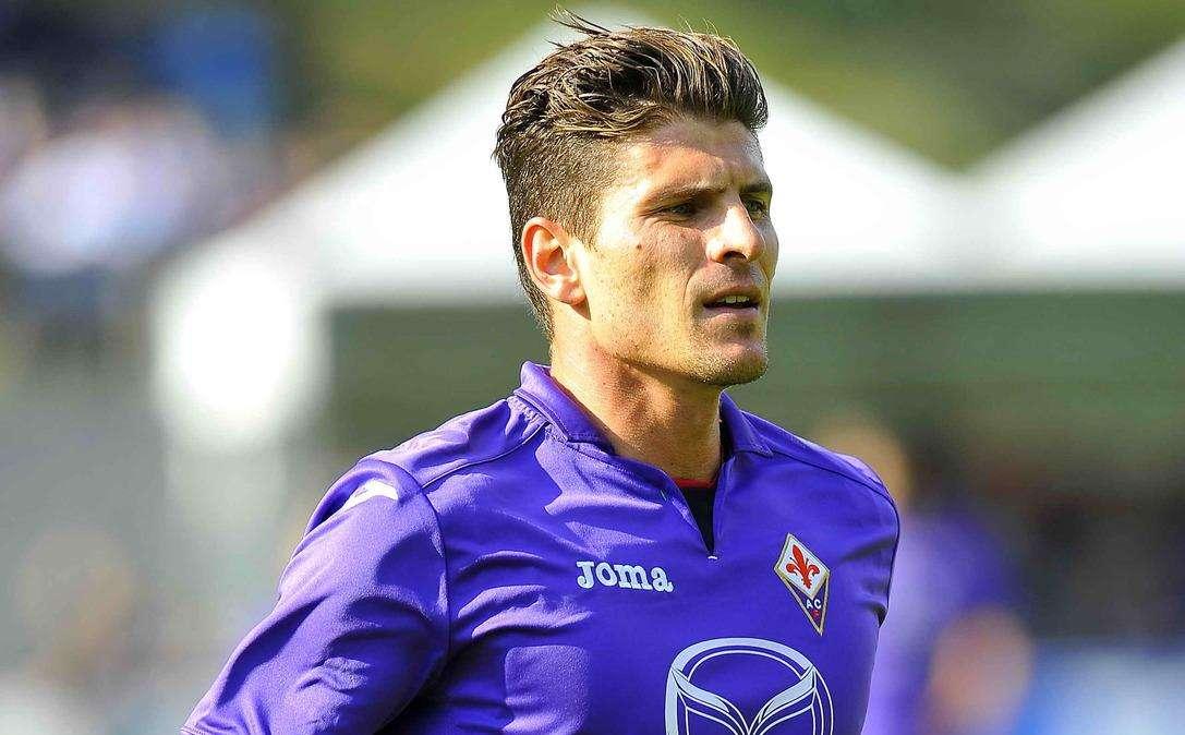 FIORE-CREMO, Gomez colpisce il palo di tacco