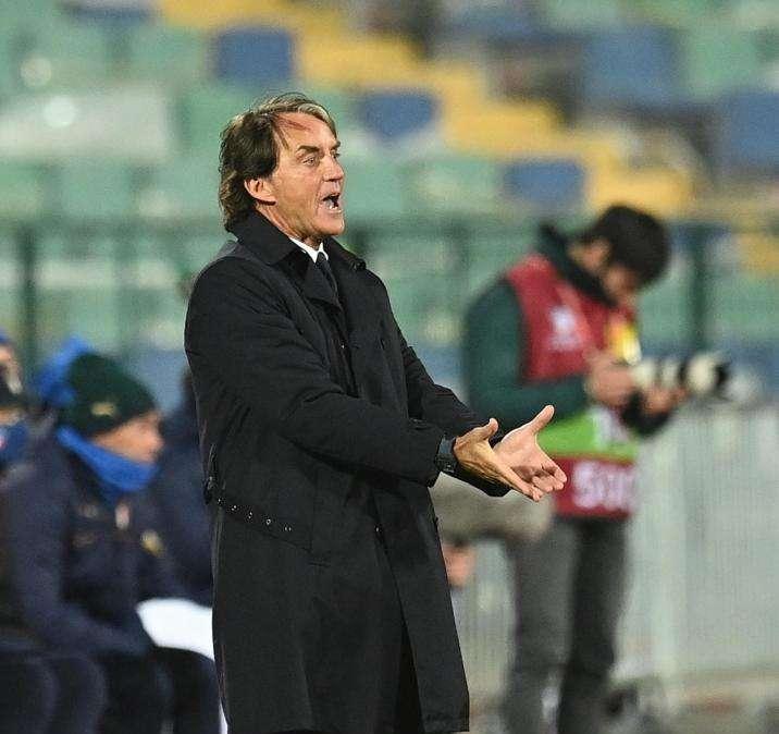 MANCINI, Ok a eventuale allargamento delle rose