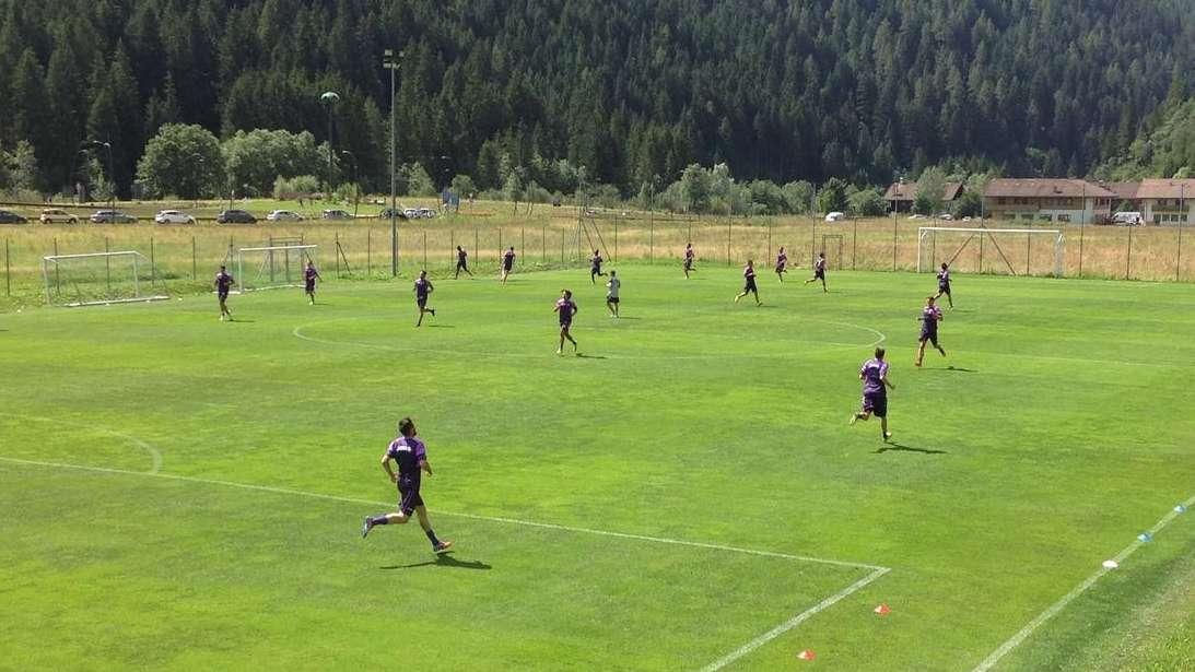 VIDEO FV, Corsa ed allunghi per i viola nel campo B