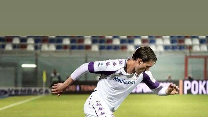 VLAHOVIC, Ora scalpita e posta foto in maglia ACF