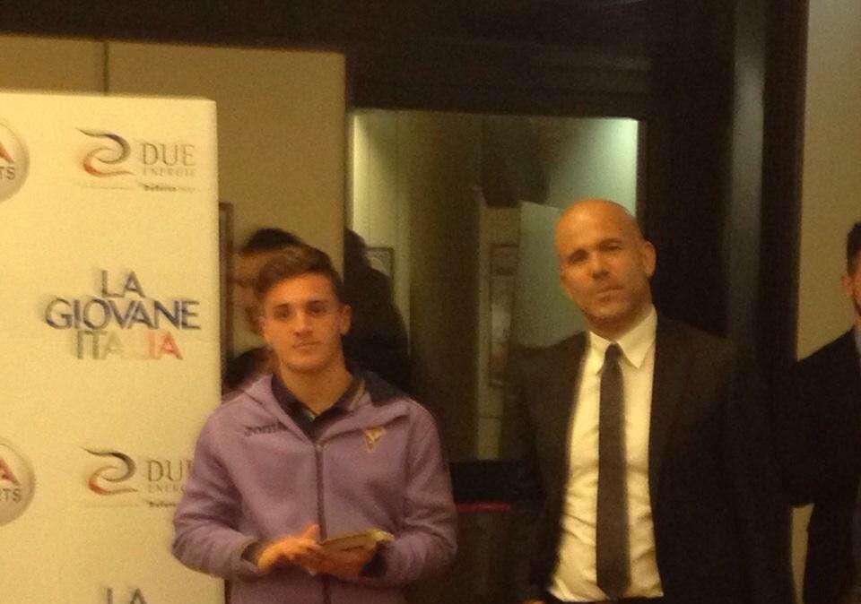 FOTO FV, Minelli premiato da Di Biagio a Coverciano