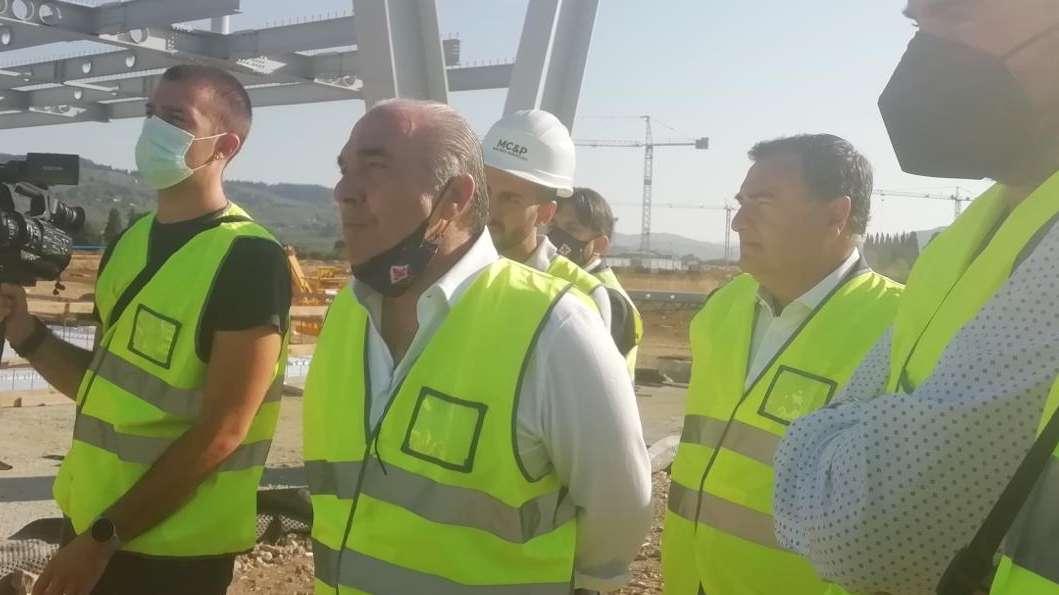 VIOLA PARK, L'opera inaugurata con le api da Barone