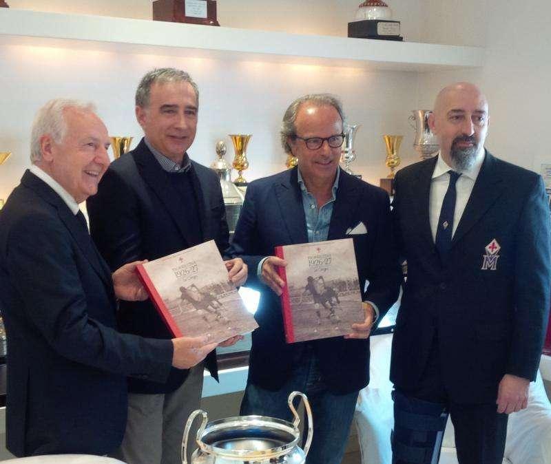 FOTO, ADV riceve il libro sui 90 anni della Fiorentina