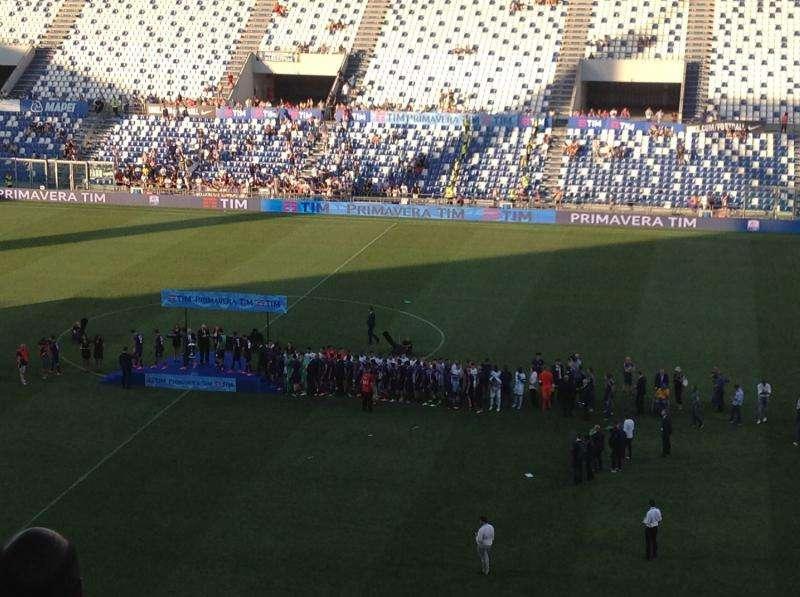 VIDEO FV, I viola salutano i tifosi sotto la curva