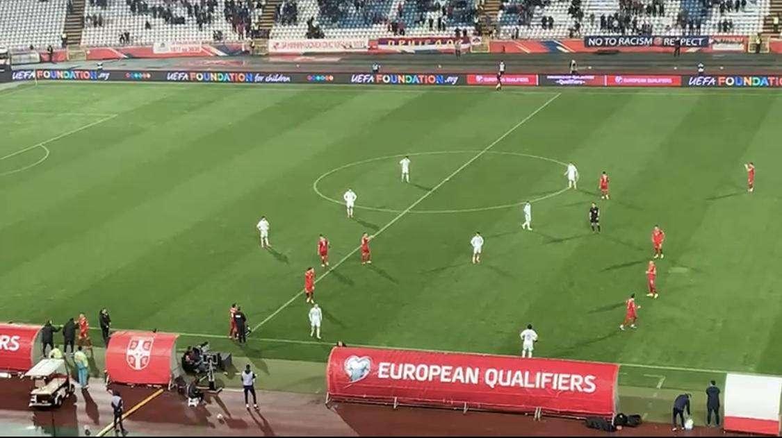 FOTO-VIDEO FV, Standing ovation all'uscita di DV9