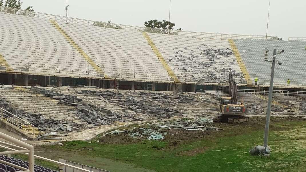 FOTO, Continuano i lavori in Fiesole: tocca al parterre