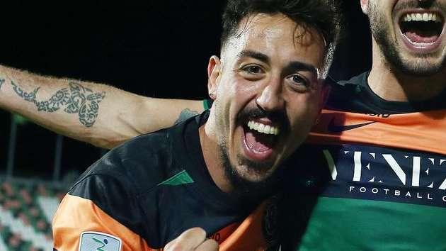 Verso Venezia-Fiorentina, nel prepartita maglia speciale per Maurizio Lizzani