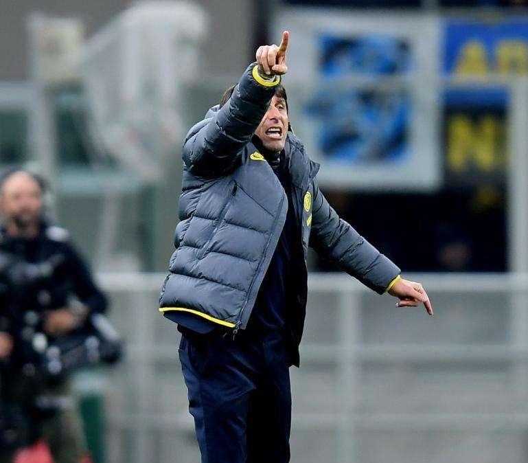 CHAMPIONS, L'Inter perde 2-1 con il Barça e va in EL
