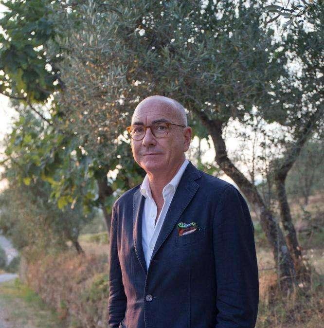 CHIESA, LA JUVE NON SPENDE PIÙ DI 70 MILIONI. PERCHÉ LA FIORENTINA NON DICE CHE È INCEDIBILE? VERETOUT INNAMORATO DI NAPOLI. PIOLI, TREGUA FINO ALLA COPPA. PROGETTO FALLITO ANCHE PER I CONTI