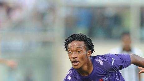 NAPOLI-FIORE 0-0, Duello acceso Cuadrado-Zuniga 