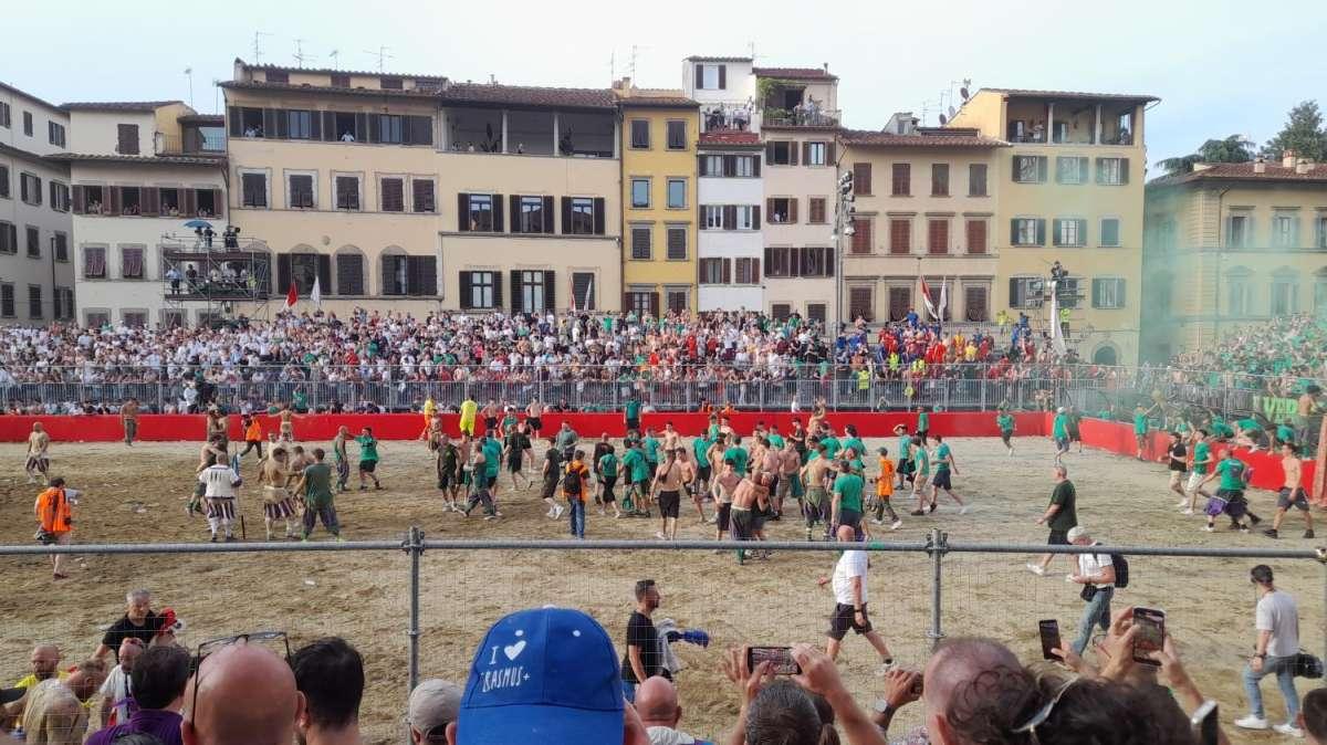 Calcio Storico, sarà Verdi-Rossi la finale: San Giovanni batte Santo Spirito 13-10