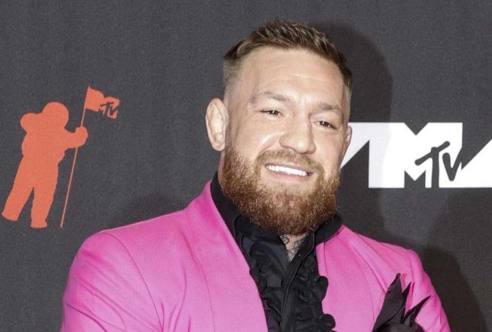MOU, Da McGregor: "Bello regalargli maglia Roma"