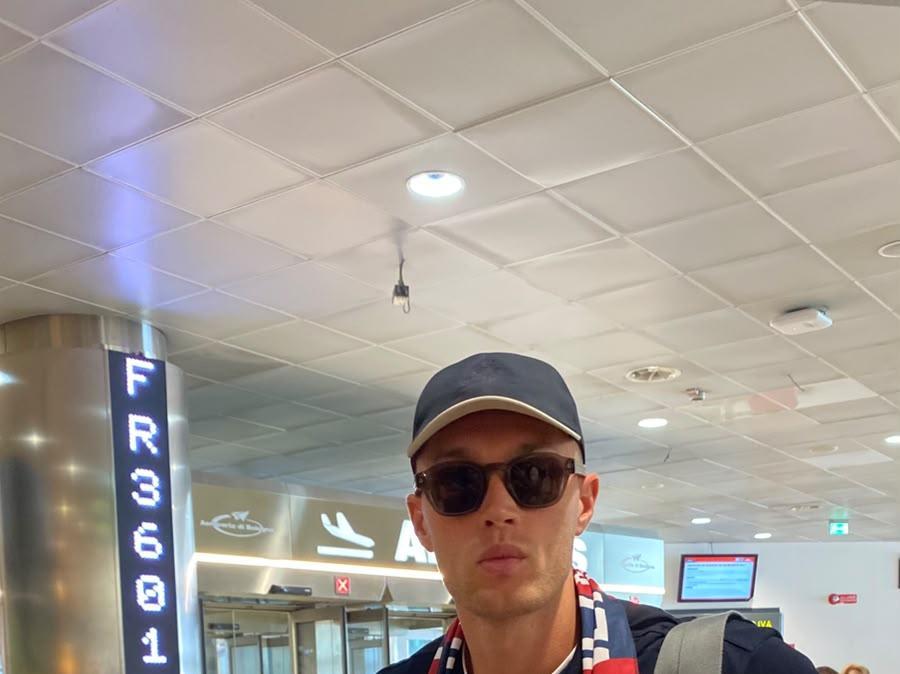 Dovbyk: "Ho scelto Bologna per l'ambizione del club, molti attaccanti qui sono cresciuti"
