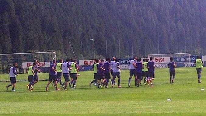 MOENA, Squadra in campo e schemi su calcio d'angolo