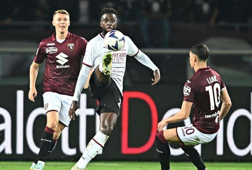 KALULU, Contento del rinnovo: Milan una famiglia