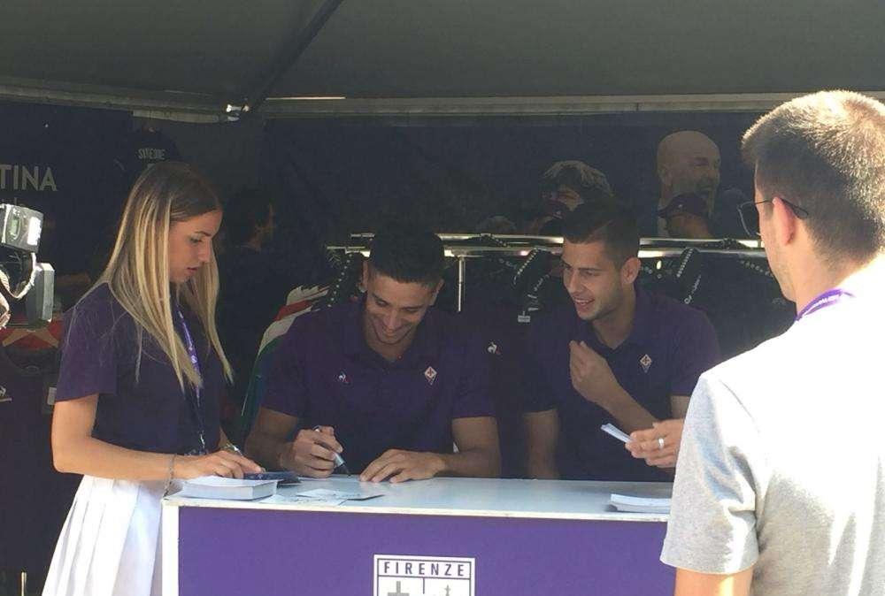 FOTO FV, Cholito e Hancko alla sessione autografi