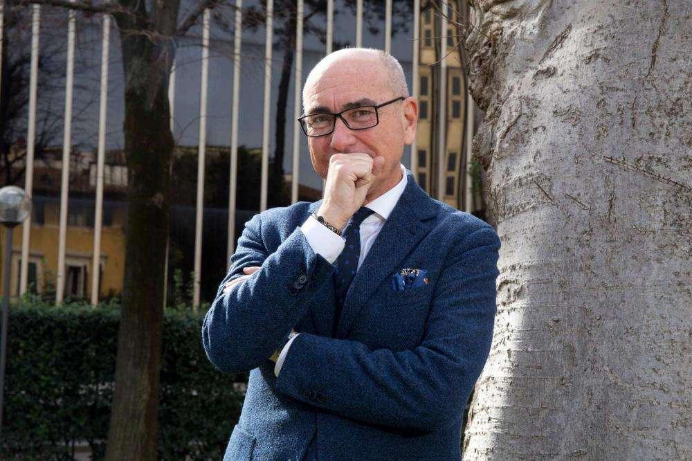 CHIESA, VERETOUT E PEZZELLA, ARRIVANO LE OFFERTE. SPINGE ANCHE L’INTER. LA FIORENTINA DEVE RESISTERE. BATTERE IL NAPOLI PER L’ORGOGLIO E PER L’EUROPA. TORNA A FIRENZE ANCHE DDV