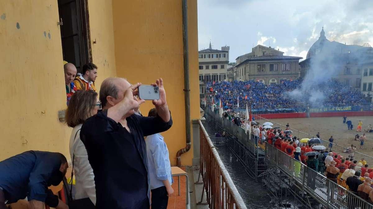 FOTO FV, Commisso e la moglie al calcio storico