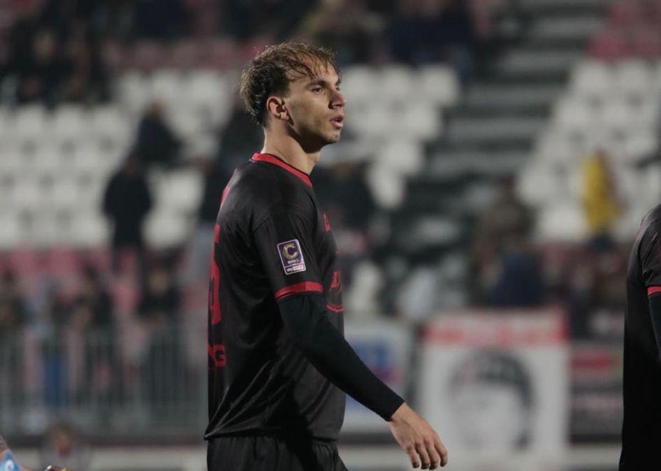 Mirko Elia si racconta: "A Forlì sono cresciuto tanto. L'infortunio al crociato mi ha fatto capire quanto amo il calcio. Il prossimo baby tra i grandi? Trapani"