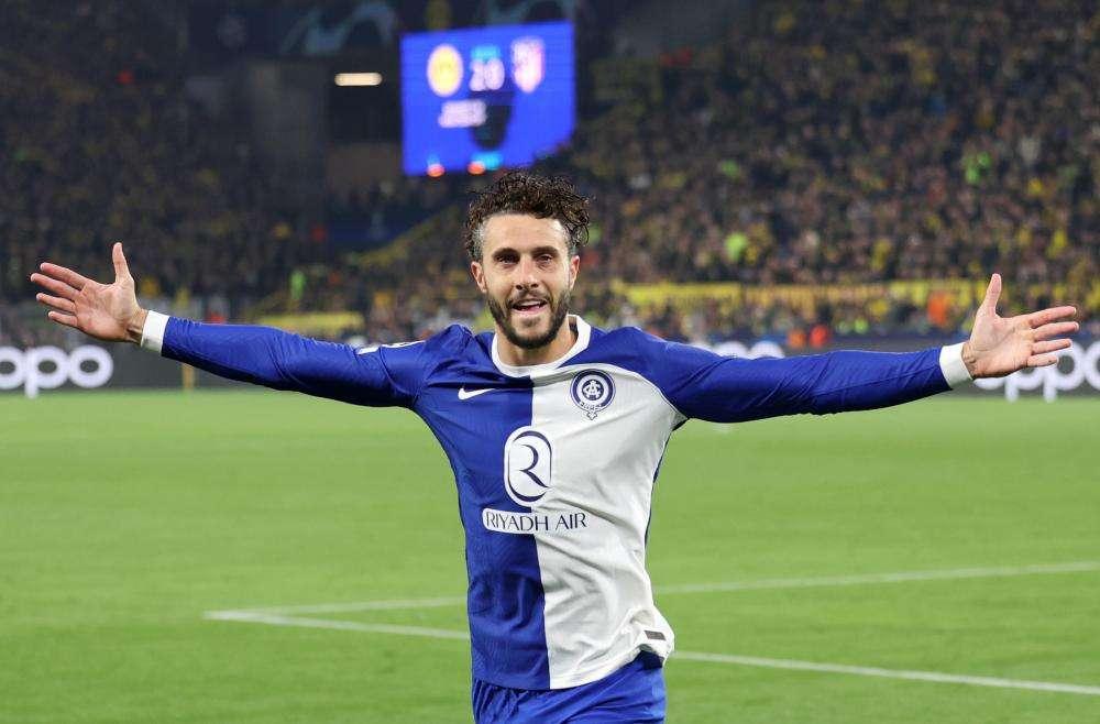 ROMA, E' arrivato il nuovo difensore Mario Hermoso