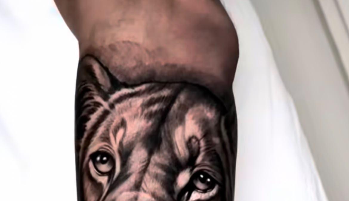 Fortini e il nuovo tattoo per la famiglia. Ma in estate arriverà la resa dei conti con la Fiorentina
