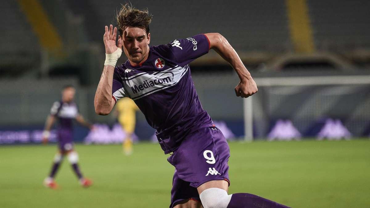 VLAHOVIC E BELOTTI, UNO CONTRO L'ALTRO PER PRENDERSI LA SCENA