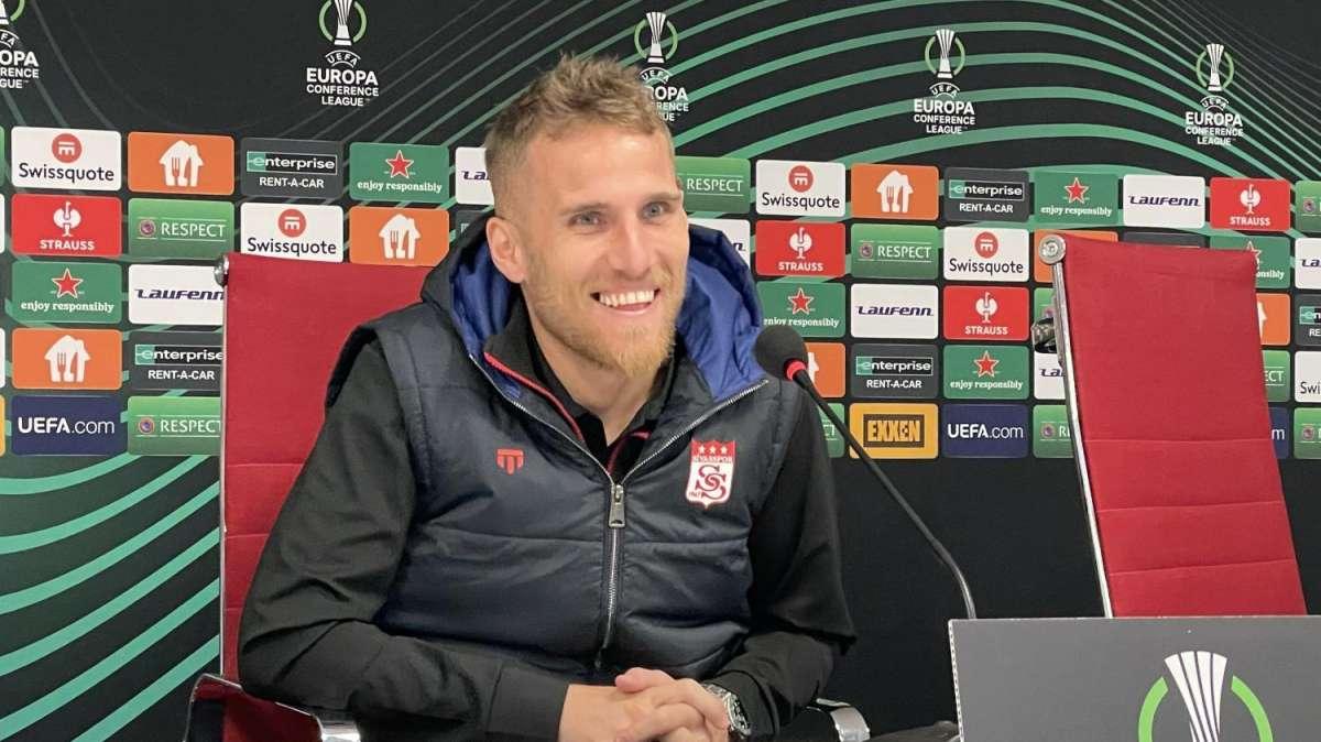 SAIZ (SIVASSPOR), Coi viola una gara per la storia