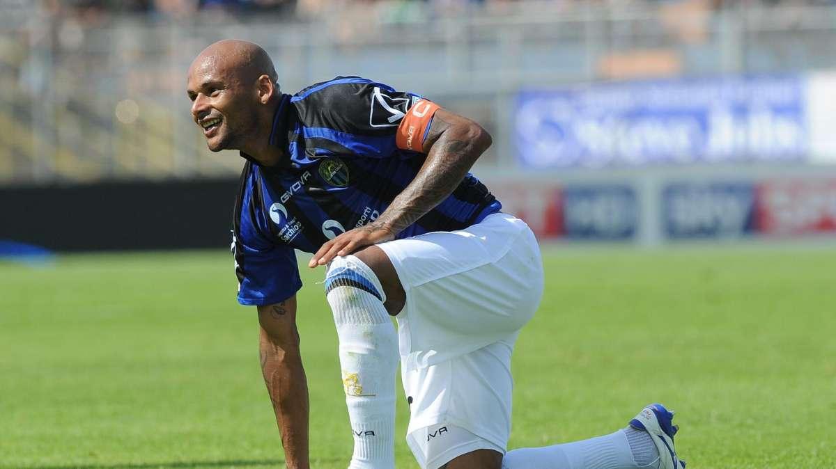 R. OLIVERA, Lascio il calcio per un problema al cuore