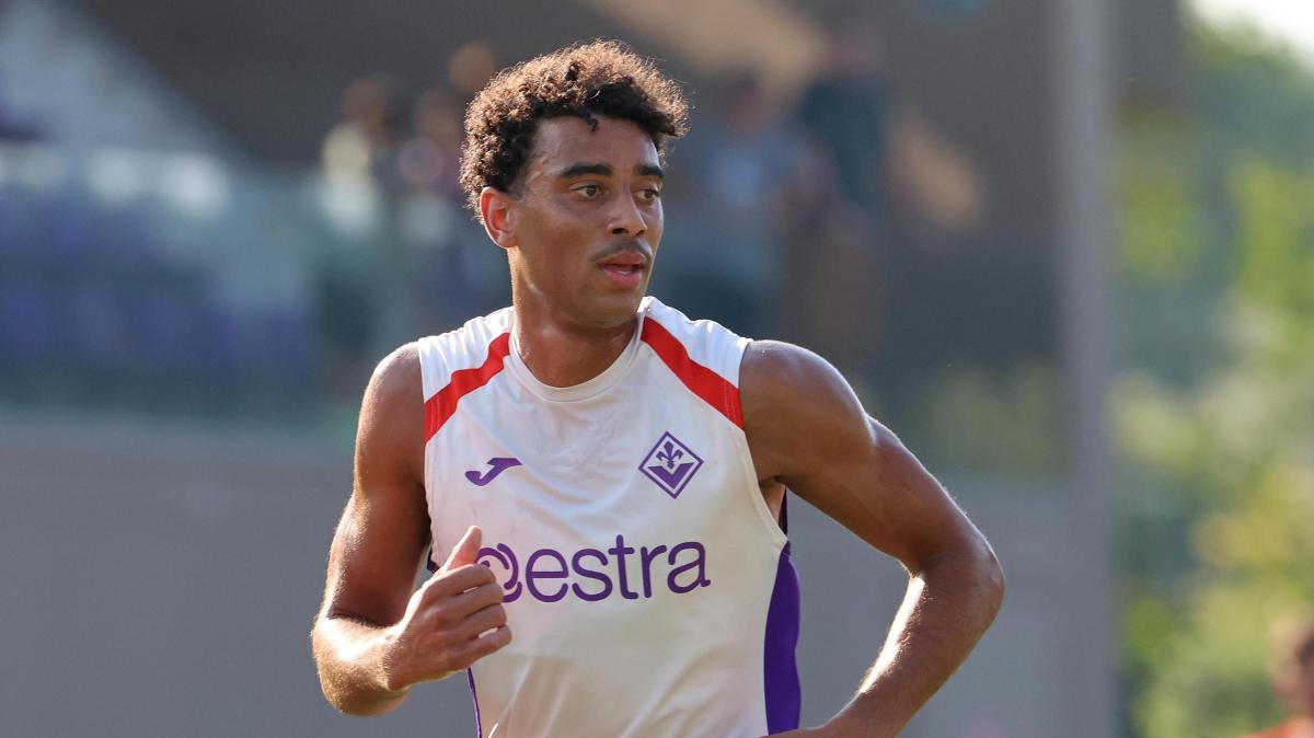 Arthur Atta si racconta: "Mi prendo volentieri le pressioni per i soldi spesi dalla Fiorentina"
