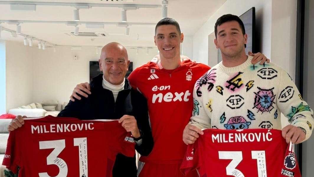 FOTO FV, Due cuori viola in visita a Nottingham da Milenkovic