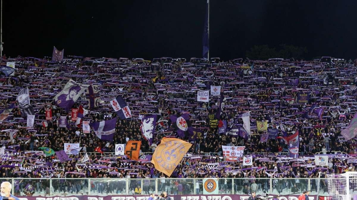 C. FIESOLE, Con l'Inter coreografia di protesta