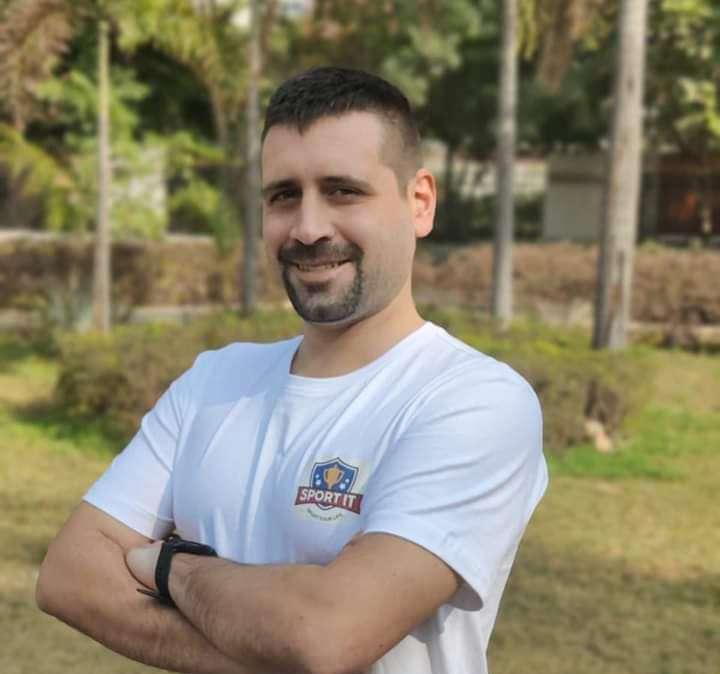 RFV, La storia di Davide Marchini: da Lodi all'India