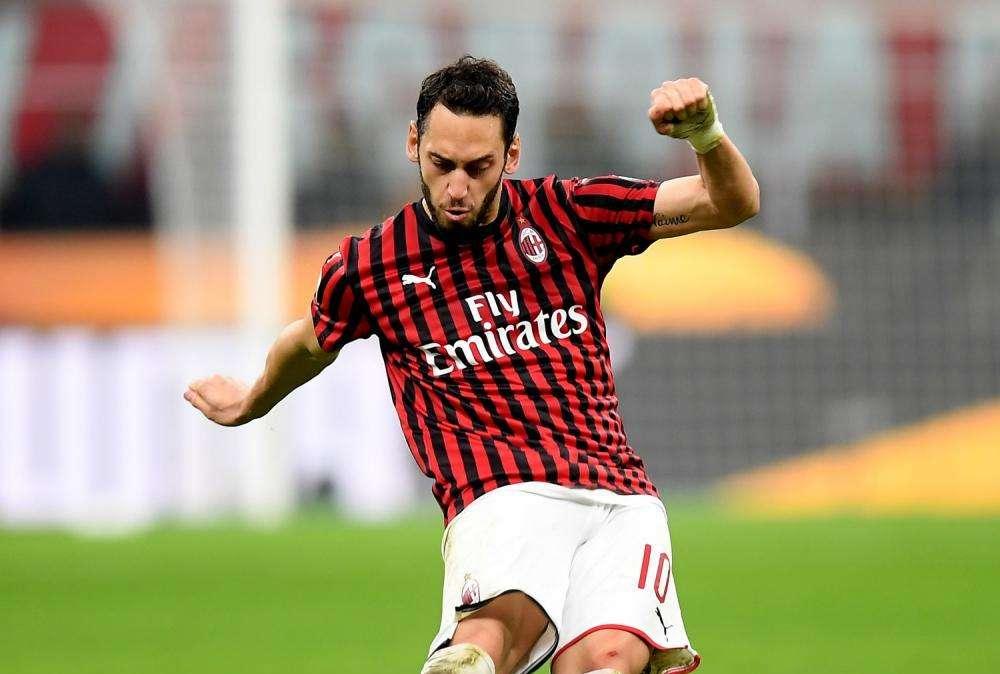 MILAN, Convocati per Firenze: torna Çalhanoglu