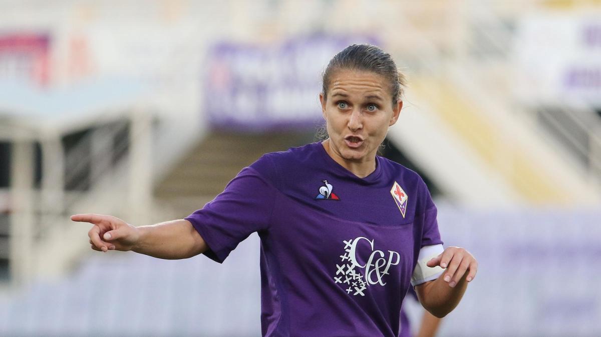 Tatiana Bonetti per il centenario viola: “Anni pieni di emozioni. Grazie per tutto Fiorentina”