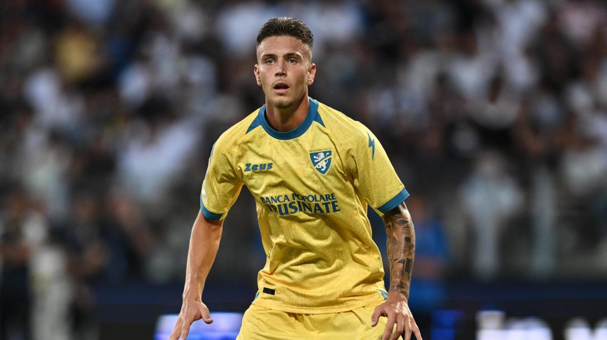 Fiorentina-Frosinone 0-1, gol beffa di Raimondo su cross di Kvernadze
